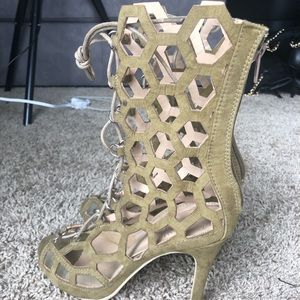 Sexy green lace up calf high boots